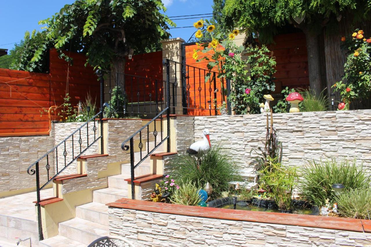 Villa Dolce Vita Егер Екстериор снимка