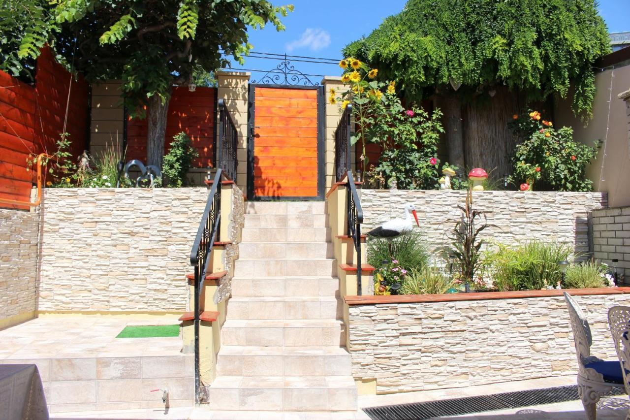 Villa Dolce Vita Егер Екстериор снимка